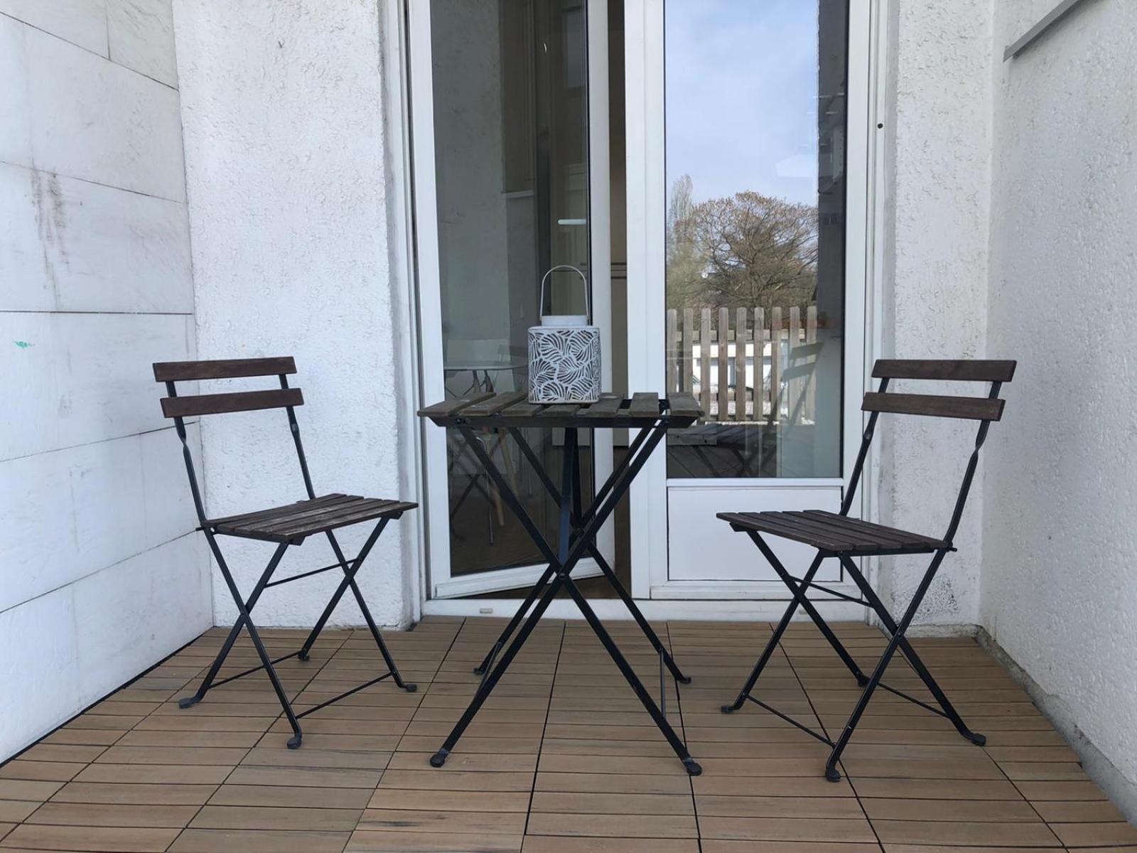 Apartment In Koeln / Cologne Mit Allem Drum Und Dran Luaran gambar