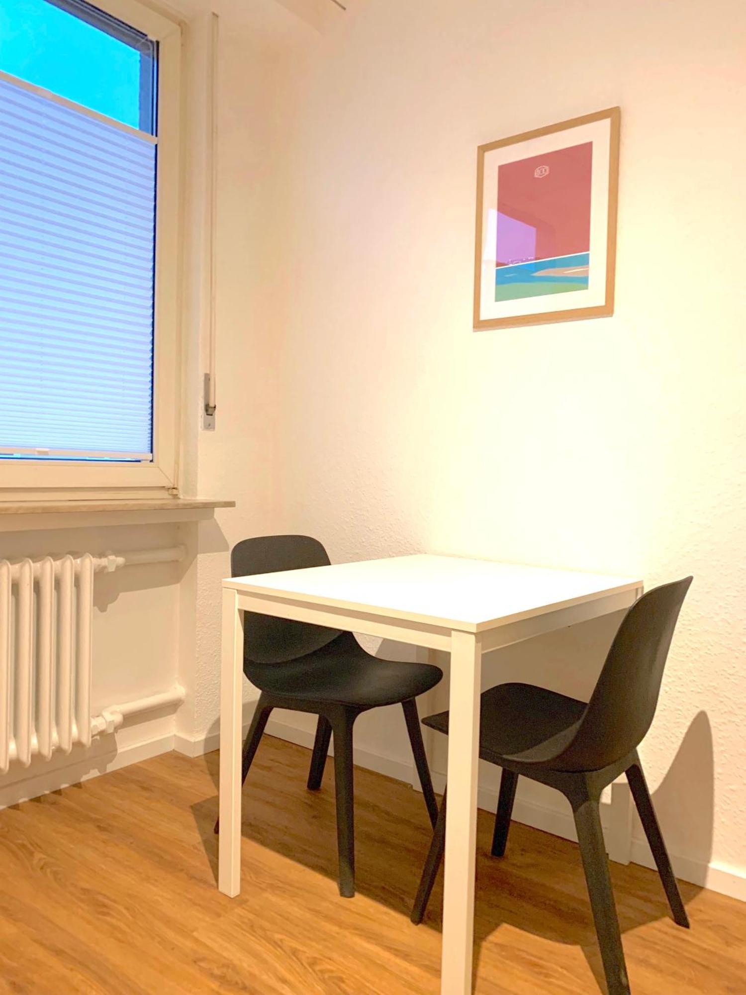 Apartment In Koeln / Cologne Mit Allem Drum Und Dran Luaran gambar
